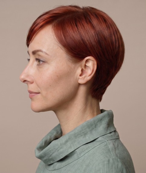 Corte pixie con flequillo lateral - Vista lateral