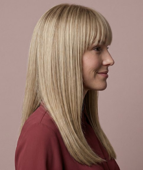 Corte de pelo largo con l&iacute;neas rectas