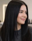 Cabello casta�o largo y sedoso