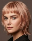 Bob suave para cabello rubio rosado / oro rosa
