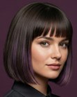 Bob casta�o con reflejos acentuados en color violeta
