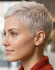 Corte femenino s�per corto